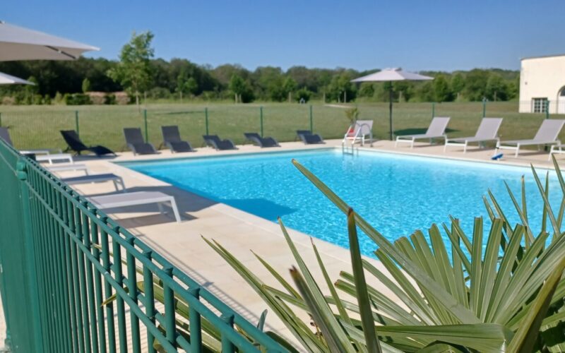 Domaine du Val d'Amboise - la piscine